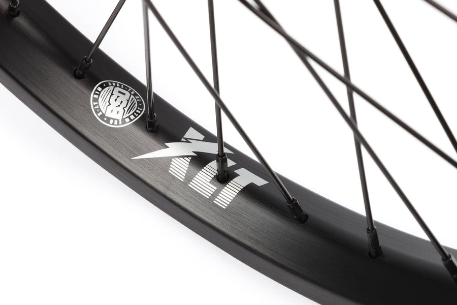 XLT REVOLUTION V1.5 (FEMALE AXLE) REAR WHEEL