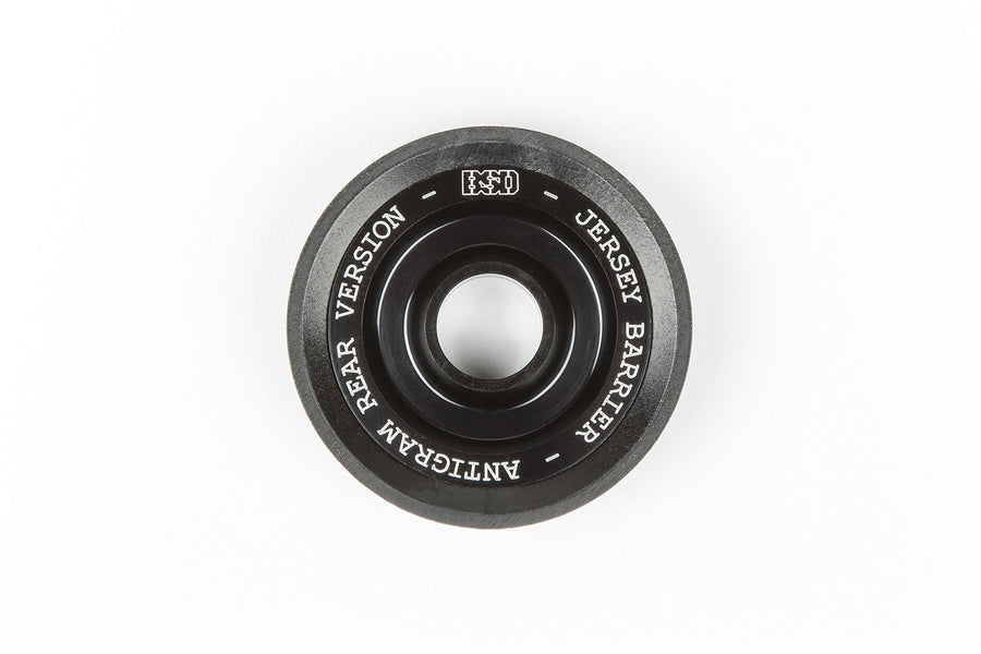 JERSEY BARRIER REAR HUBGUARD