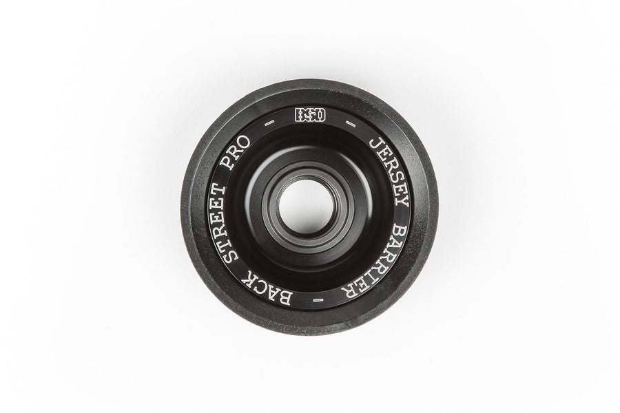 JERSEY BARRIER REAR HUBGUARD